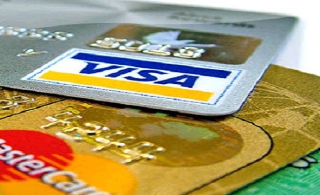 Visa и Mastercard разблокираха картите на руски банки и признаха грешката си