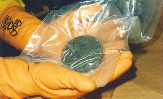 Япония прехвърля на САЩ запасите си от високообогатен плутоний