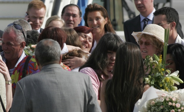Сесилия Атиас и медицинските сестри дават пресконференция в БНР