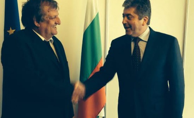 Първанов се срещна с кмета на Богданов дол