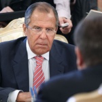 Лавров: Русия не настоява да бъде в G8