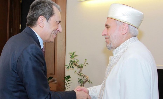 Орешарски се срещна с главния мюфтия д-р Мустафа Хаджи