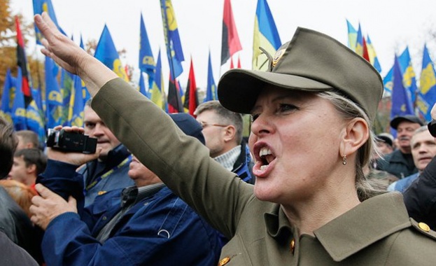 Украинските неонацисти насаждат "Нов ред"