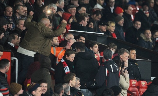 Разочаровани фенове на Юнайтед ще унижат Мойс в събота