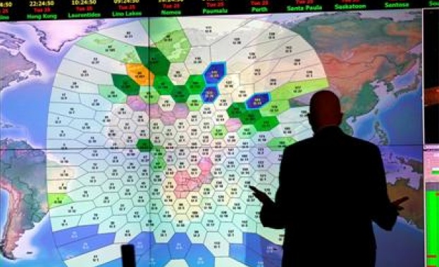 Надеждите за намиране на черните кутии на изчезналия малайзийски самолет се увеличават