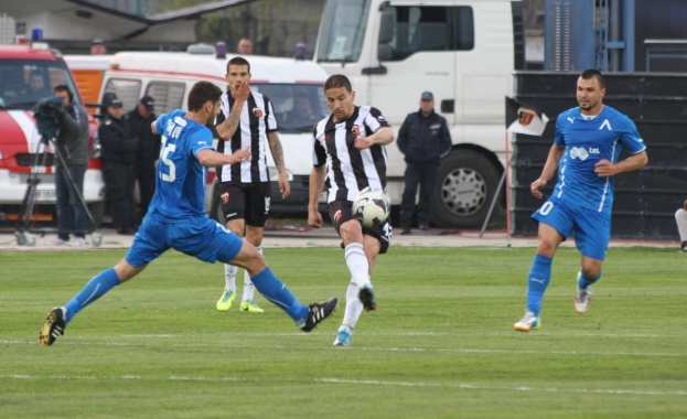 Божинов вкара за победата на Левски над Локо Пловдив 