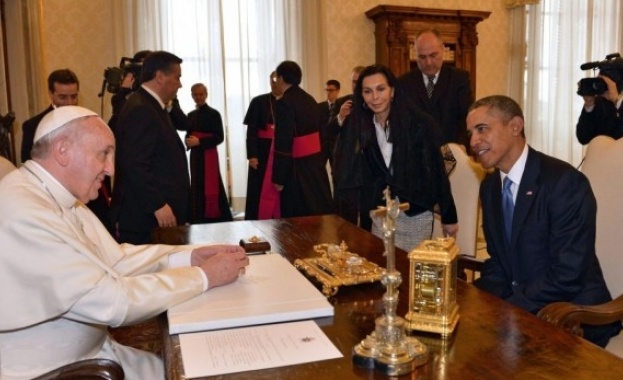 Барак Обама гостува на папата 
