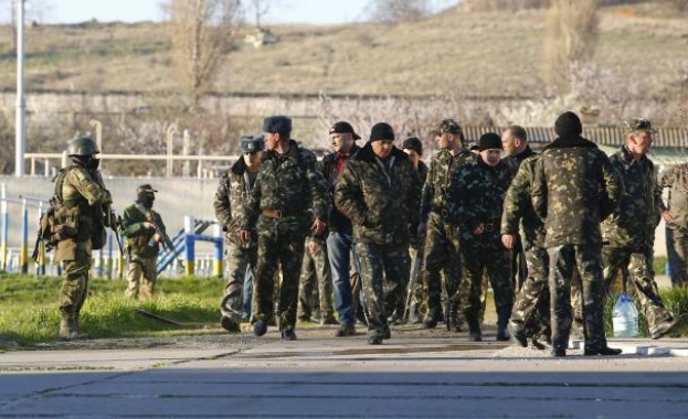 Освободиха украинските военни в Крим