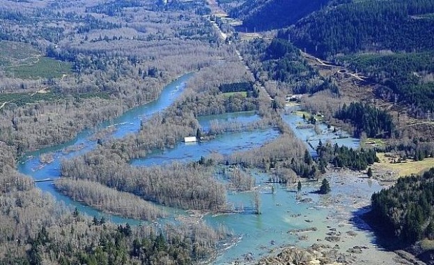 90 души изчезнаха след свлачище във Вашингтон 