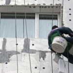 Строителите: Има риск от лошо качество при саниране на жилищата