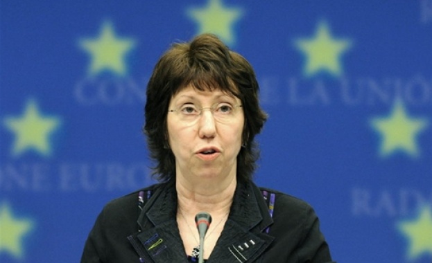 Катрин Аштън осъди действията на „Десен сектор”