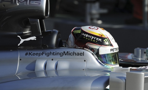 Хамилтън спечели квалификацията в Малайзия 