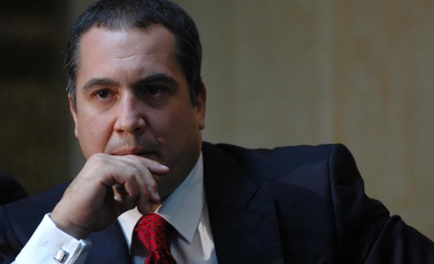 Бинев: Най-лошото е правителство, което прави компромиси