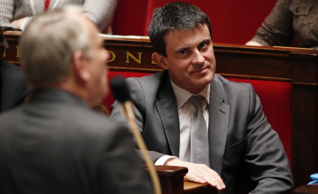 Хаос във Франция - Вътрешният министър стана премиер /обновена/