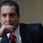 Защо управниците ни не удрят по масата и не се държат като Ципрас? 