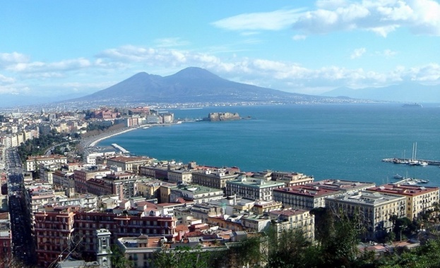  7 април 1906 г. вулканът Везувий изригва и разрушава Неапол