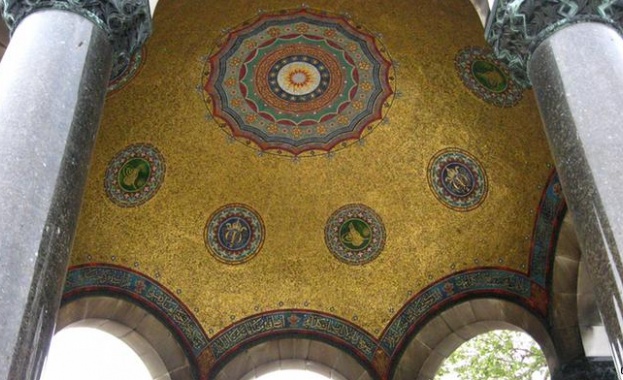 Връщат джамии и религиозни училища на кримските татари