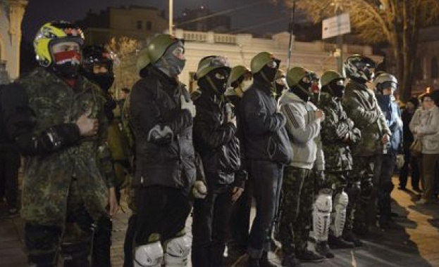 "Десният сектор" няма сериозно политическо бъдеще в Украйна