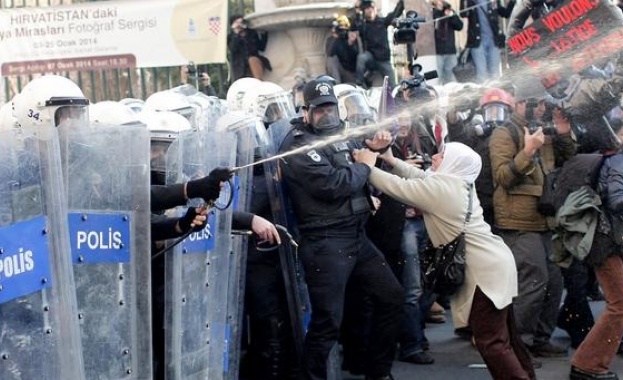 Резултатите от местните избори в Турция провокираха протести в Анкара и Истанбул