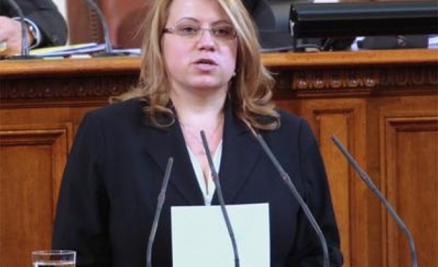 Деница Караджова: Управляващият орган да направи отново одит и да отговори на ЕК