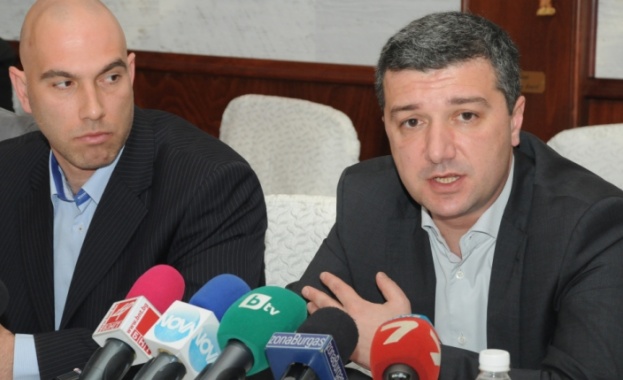 Държавата ще наеме работниците от Ремотекс Раднево