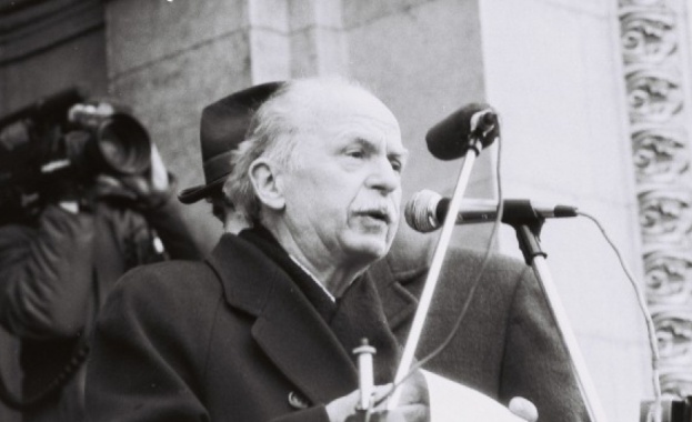 Желанието за депутатско място е болест