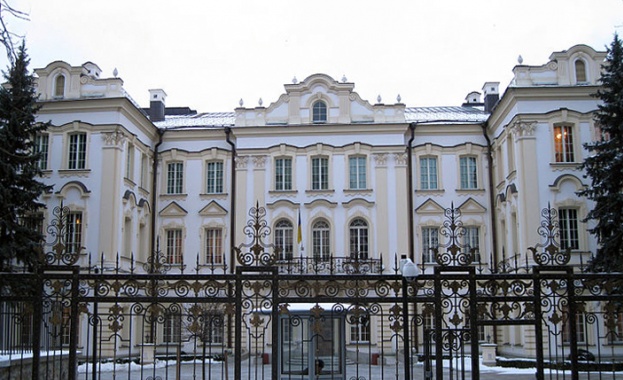 Майдановци блокираха Върховния съд на Украйна