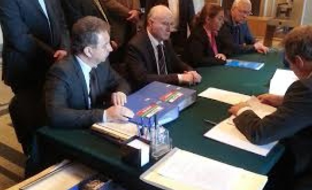 НФСБ се регистрира за участие в евровота