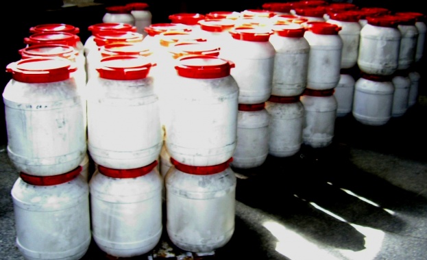 Родни митничари задържаха рекордно количество прекурсор за производство на амфетамин