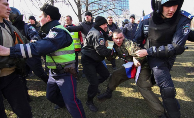 Напрежението в югоизточна Украйна нараства
