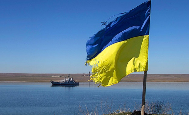 Конституцията на Крим може да влезе в сила тази събота