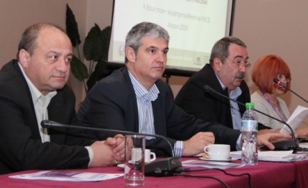 КНСБ: Почивката в неделя да е задължителна