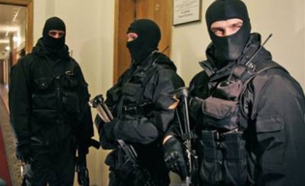 Спецчастите "Алфа" няма да щурмуват Луганск и Донецк