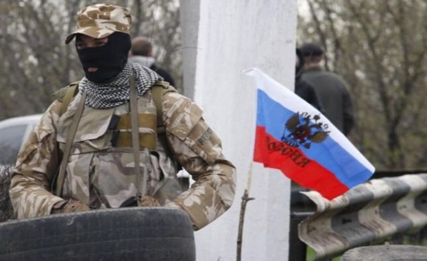 В Славянск се чува стрелба, над града кръжат хеликоптери