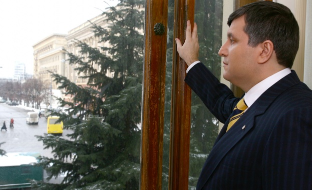 Вътрешният министър на Украйна потвърди за жертви в Славянск 