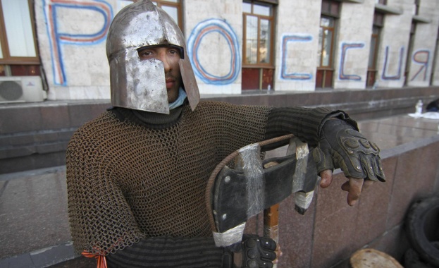 Le Monde: Властта на Киев в Източна Украйна се топи 