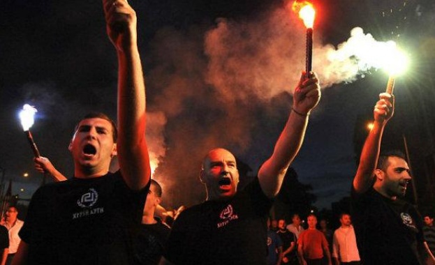 Доживотен затвор за двама активисти на "Златна зора"