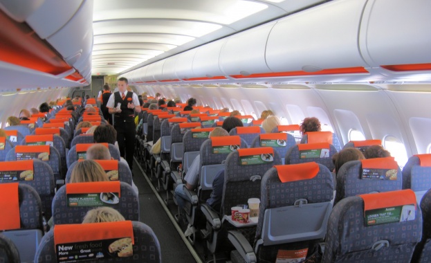 EasyJet планира да намали седалките в някои от самолетите си