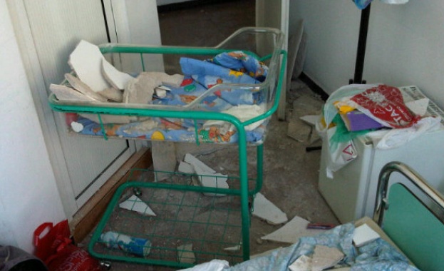 Баща осъди Първа АГ болница заради срутване на мазилка 