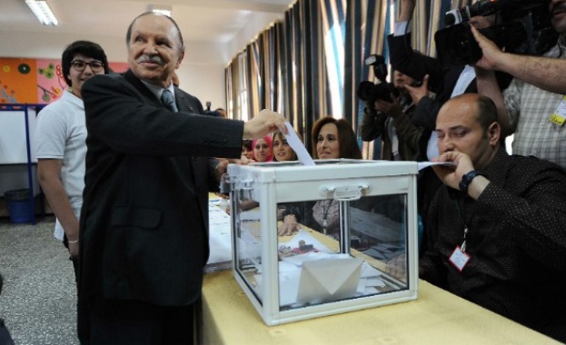 Алжир избира президент