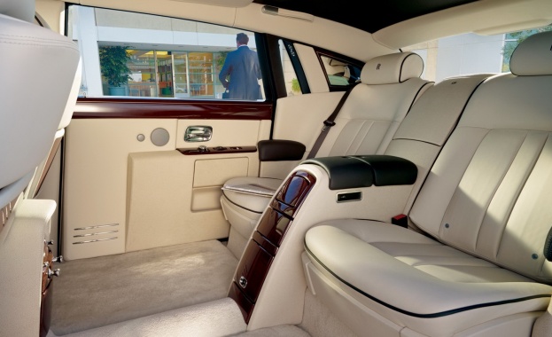 Несебърски хотелиер си подари „Ролс Ройс” за 300 000 паунда