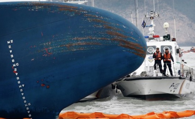 Прокурори искат арест за капитана на потъналия ферибот 