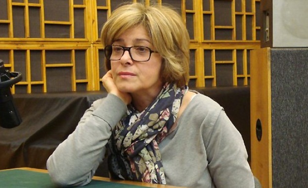 Катето Евро ще става баба