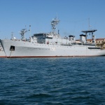 Кораби от украинския флот напускат Крим 
