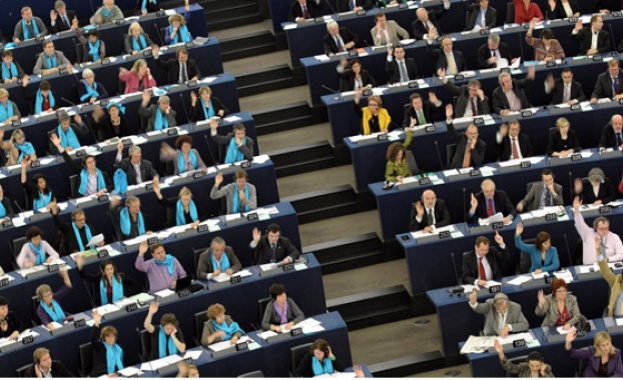 Евродепутатите обсъждат ситуацията с Брекзит