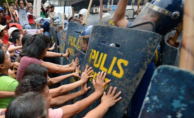 Филипините се вдигнаха на бунт срещу американския империализъм 