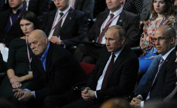 Путин: Интернет е специален проект на ЦРУ 