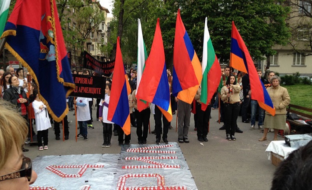 НФСБ почете жертвите на арменския геноцид