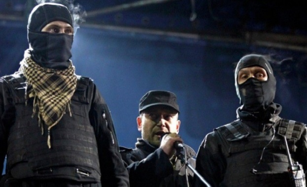 „Десен сектор” формира батальон за Донбас