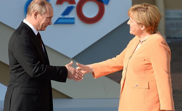 Путин упрекна Киев в разговора с Меркел